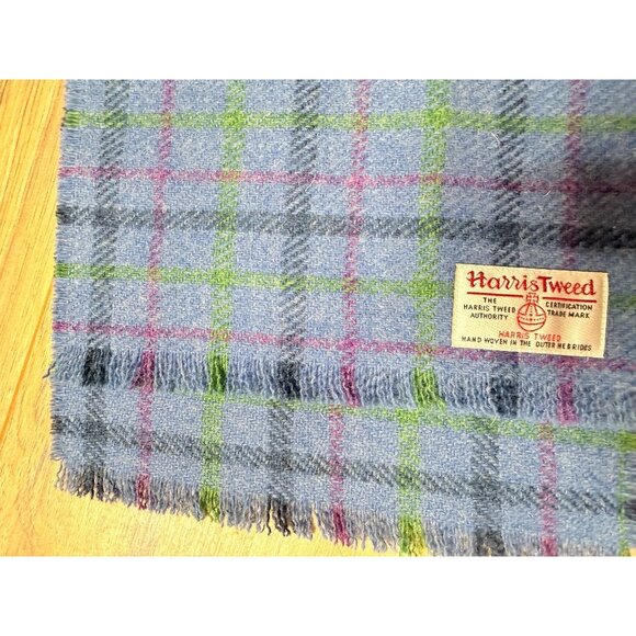 Harris Tweed Handwoven Blue Tartan Wool Scarf/Shawl  Warm Made in Outer Hebrides - Picture 6 of 6